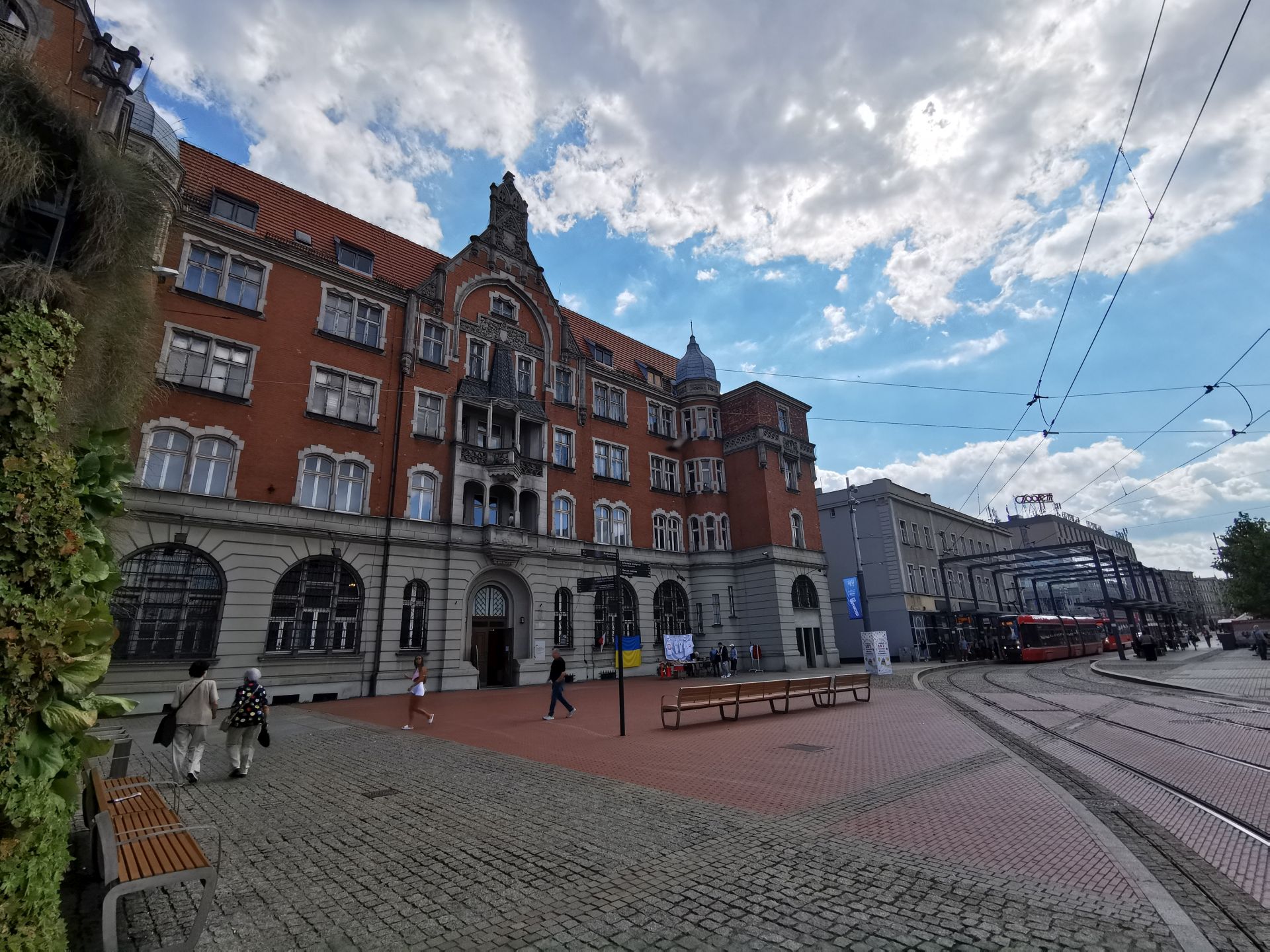 rynek w Katowicach - dawna siedziba Muzeum Śląskiego