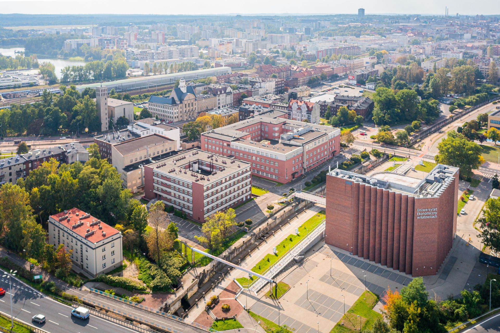 budynek Uniwersytetu Ekonomicznego w Katowciach