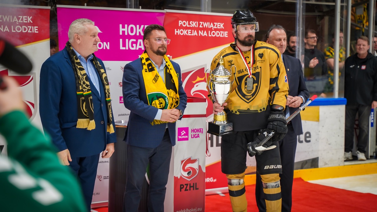 hokeiści gks katowice i re-piast unia oświęcim