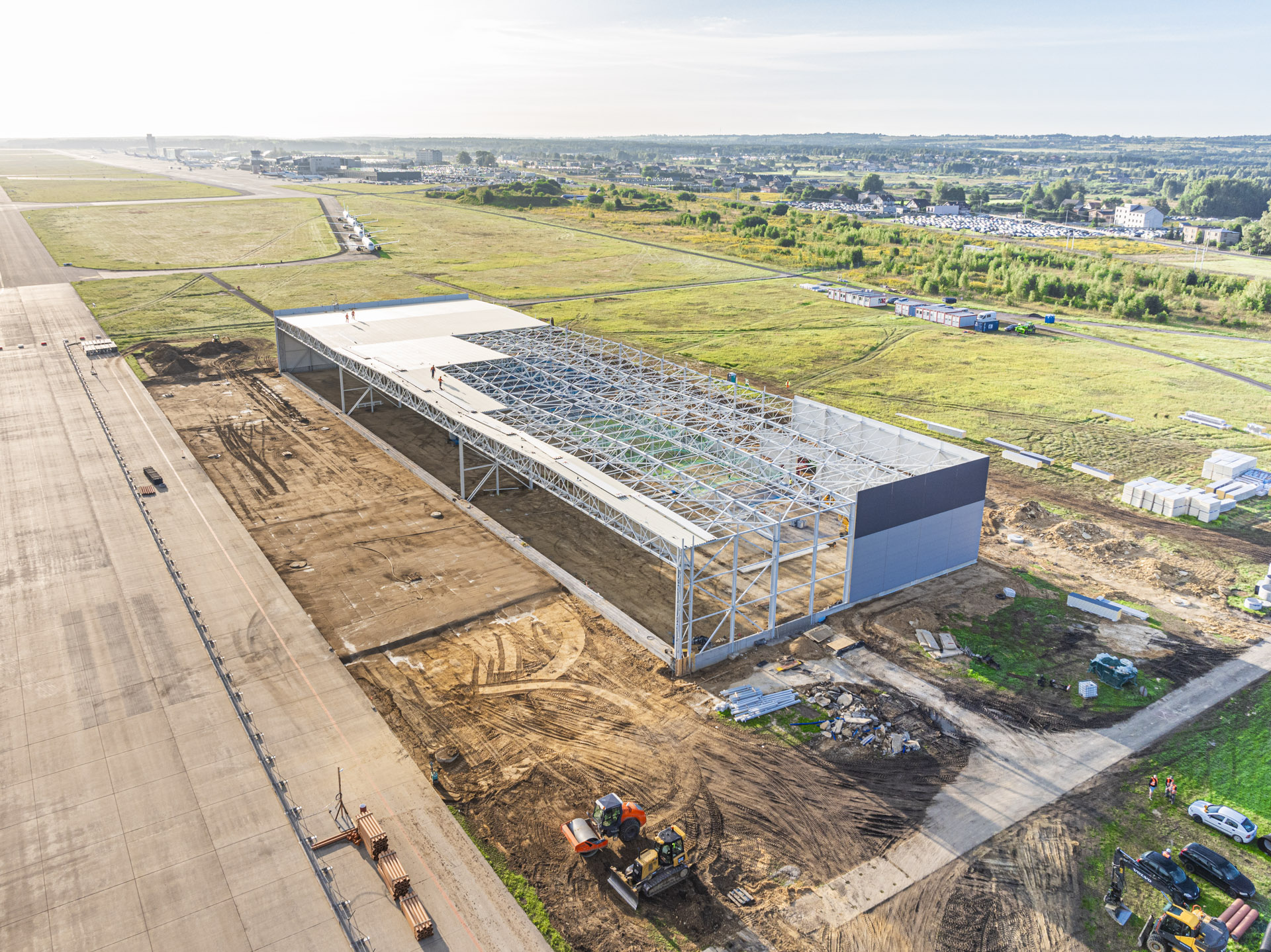 hangar katowice airport