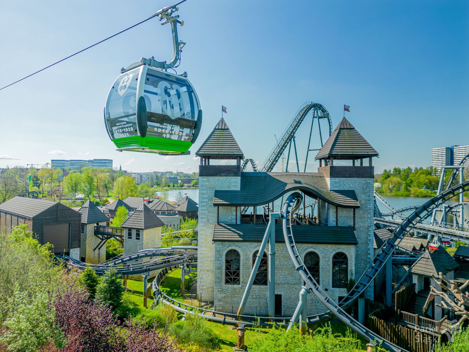 kolejka linowa elka gondola nad zamkiem