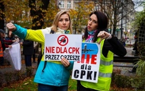 Protest przeciwko CPK w Katowicach [Listopad 2022] (4)