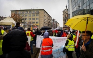 Protest przeciwko CPK w Katowicach [Listopad 2022] (2)