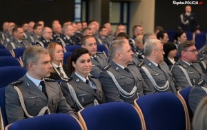 Wręczenie odznaczeń dla policjantów w Komendzie Wojewódzkiej Policji w Katowicach (3)