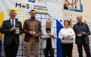 Mistrzynie w szkołach - Otylia Jędrzejczak w IV LO im. Maczka w Katowicach (4)