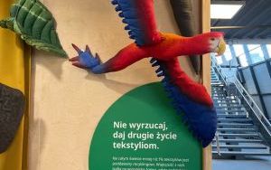 Kiedyś zasłona, dziś morski stwór. Wystawa w IKEA Katowice (7)