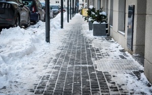 Odśnieżanie chodników w Katowicach. Kto jest za nie odpowiedzialny? (6)