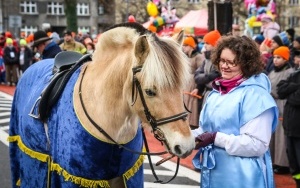 Orszak Trzech Króli w Katowicach 2023 (6)