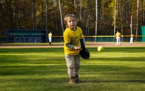 Trening baseballu na boisku Asnyka (8)