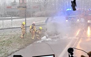 Pożar samochodu na Murckowskiej. O krok od tragedii (1)
