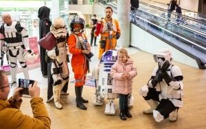 Cosplayerzy Star Wars kwestowali dla WOŚP w Libero Katowice (6)