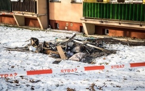 Dzień po pożarze mieszkania przy ul. Krzyżowej (2)
