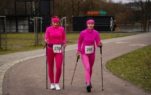 IX Bieg Fundacji Śląskie Anioły. Charytatywny bieg i marsz nordic walking ze skrzydłami  (7)