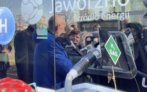 Prezentacja pierwszego w Polsce wodorowego autobusu w Jaworznie (15)