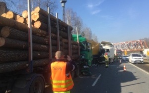 Zderzenie ciężarówek na A4 (2)