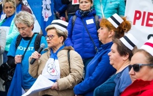 Protest pielęgniarek i położnych w Katowicach - 2023 (3)