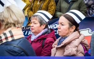 Protest pielęgniarek i położnych w Katowicach - 2023 (6)