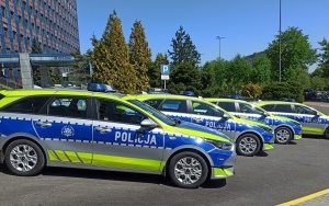 Nowe radiowozy dla policjantów z Katowic (1)