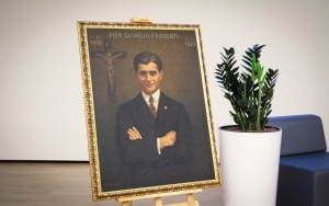 Odsłonięcie tablicy pamiątkowej Pier Giorgio Frassatiego przy Muzeum Śląskim w Katowicach (5)