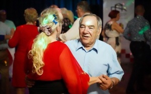 Seniorzy na potańcówce w Miejskim Dom Kultury Bogucice-Zawodzie (3)