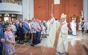 Poświęcenie nowego kościoła w Starych Panewnikach (10)