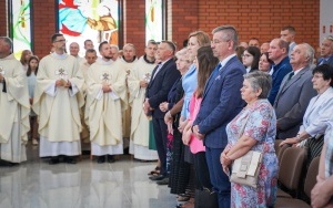 Poświęcenie nowego kościoła w Starych Panewnikach (20)