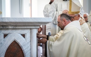 Poświęcenie nowego kościoła w Starych Panewnikach (7)