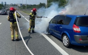 Pożar samochodu osobowego na autostradzie A4 (4)