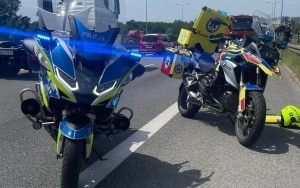 Pożar samochodu osobowego na autostradzie A4 (1)