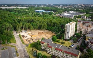 Budowa Miejskiego Domu Kultury na os. Witosa w Katowicach [CZERWIEC 2023] (9)