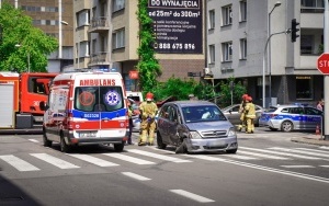 Wypadek na skrzyżowaniu Mickiewicza i Sokolskiej [12.06.2023] (11)