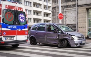 Wypadek na skrzyżowaniu Mickiewicza i Sokolskiej [12.06.2023] (10)