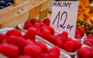 Ceny owoców na katowickim targowisku [CZERWIEC 2023] (19)