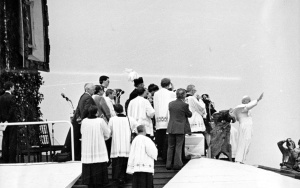 Jan Paweł II w Katowicach. Papież na Lotnisku Muchowiec był w czerwcu 1983 roku (15)