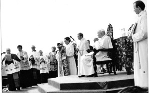 Jan Paweł II w Katowicach. Papież na Lotnisku Muchowiec był w czerwcu 1983 roku (16)