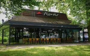 Pizza Hut przy al. Korfantego w Katowicach (5)