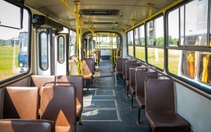 Zlot zabytkowych autobusów na Lotnisku Muchowiec  (19)