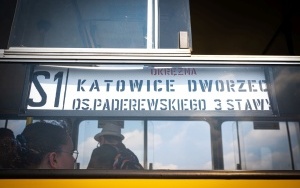 Zlot zabytkowych autobusów na Lotnisku Muchowiec  (16)