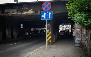 Parking pod wiaduktem na ul. Francuskiej w Katowicach (8)