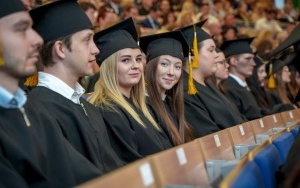 Uroczystość wręczenia dyplomów absolwentom Wydziału Prawa i Administracji UŚ (16)