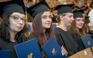 Uroczystość wręczenia dyplomów absolwentom Wydziału Prawa i Administracji UŚ (9)