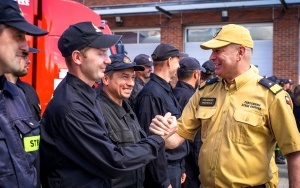 Powitanie strażaków, którzy wrócili z Grecji. Pomagali gasić pożary (13)