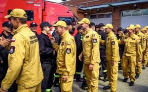 Powitanie strażaków, którzy wrócili z Grecji. Pomagali gasić pożary (14)