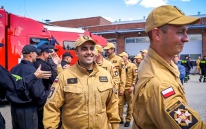 Powitanie strażaków, którzy wrócili z Grecji. Pomagali gasić pożary (17)