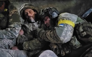 Jakub Szczerba pomagał rannym żołnierzom w Ukrainie (5)