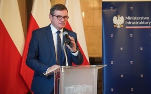 Konferencja prasowa dotycząca inwestycji związanych z transportem (8)