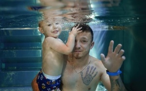 Kurs pływania dla niemowląt i dzieci na basenach Brynów i Burowiec w Katowicach (10)