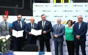 Podpisanie umowy na dostawę 3 nowych pociągów dla Kolei Śląskich (8)