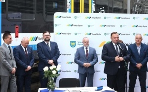 Podpisanie umowy na dostawę 3 nowych pociągów dla Kolei Śląskich (13)