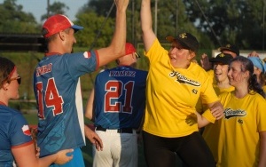 Mecz Polskiej Amatorskiej Ligi Slowpitch PALS we Wrocławiu (10)